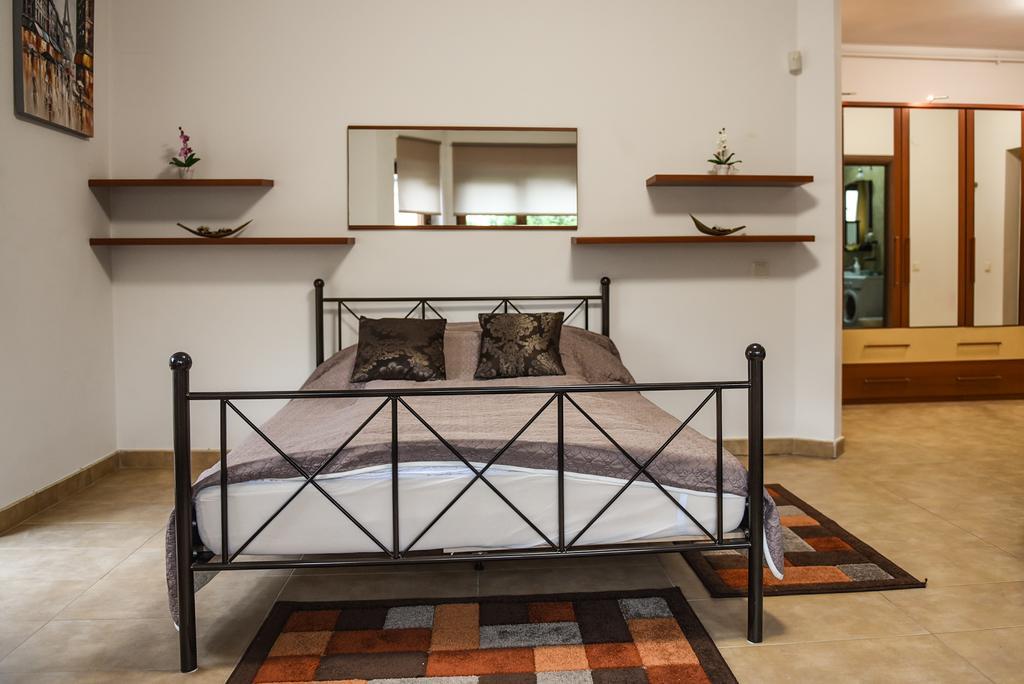 Modern Apartment Near City Center Kolozsvár Kültér fotó