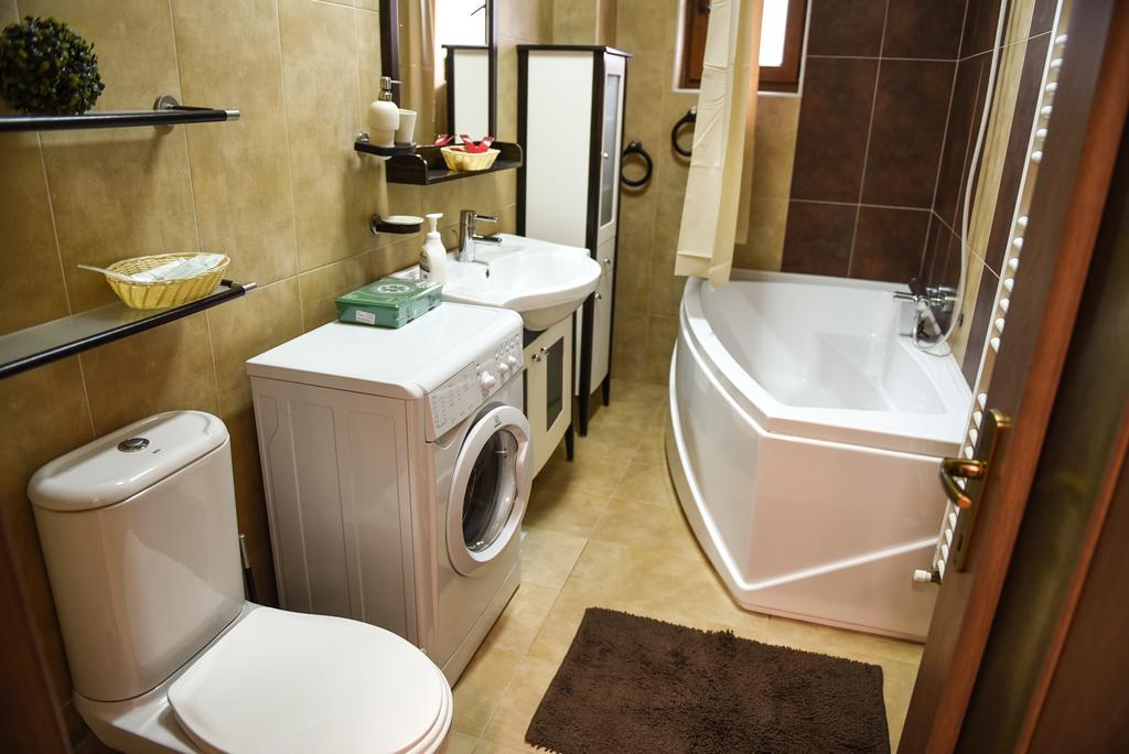 Modern Apartment Near City Center Kolozsvár Kültér fotó